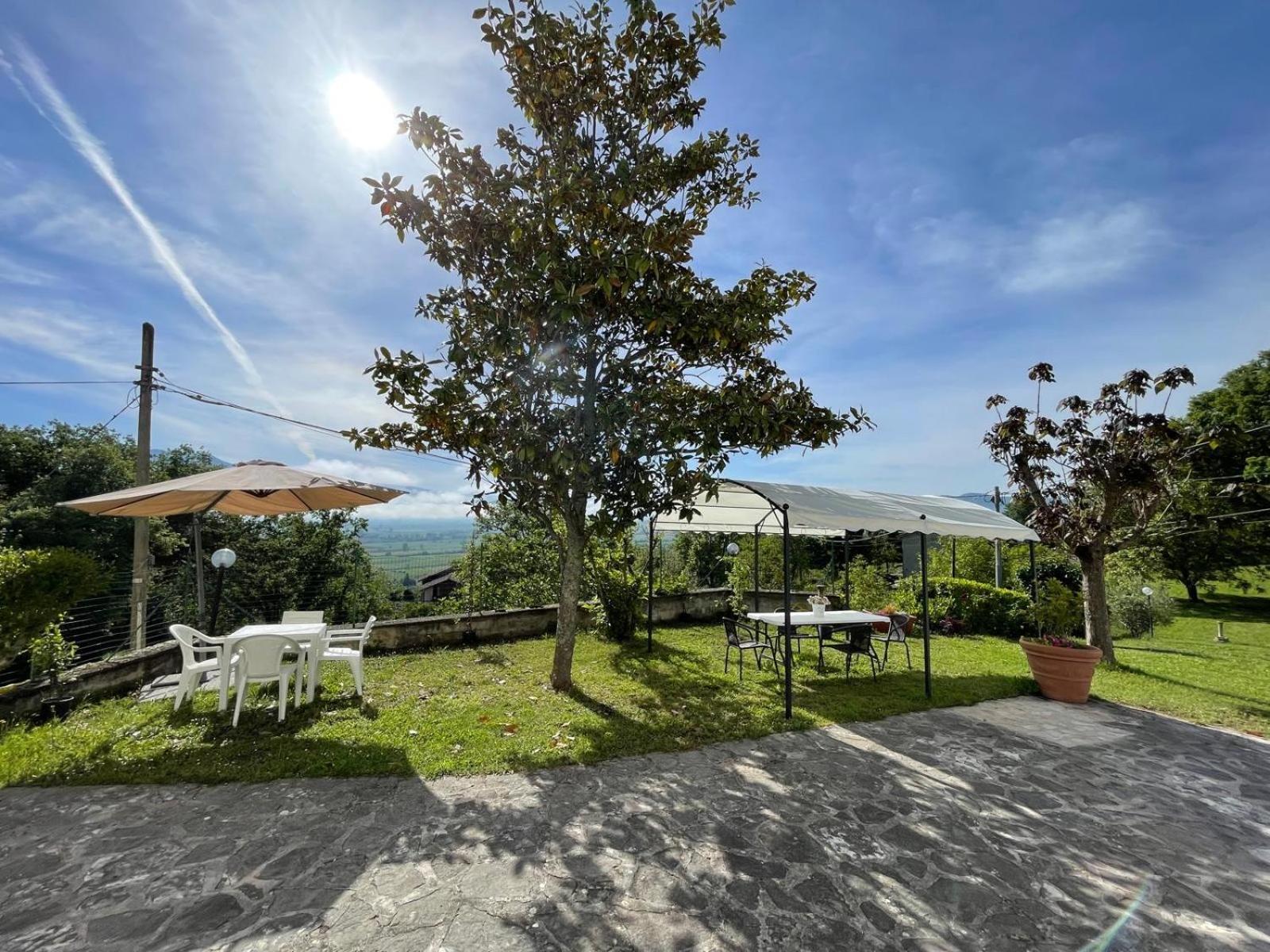 Chez Vittoria Hotel Greccio Bagian luar foto