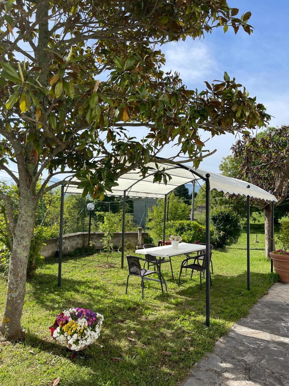 Chez Vittoria Hotel Greccio Bagian luar foto